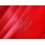 2025年6月26日Louis Vuitton バッグWallet On Chain Capucines  LV  Monogram Monogram :M12405:23CMx12CMx4CM 高品質人気の新作/誕生日プレゼント/SQ工場