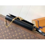 2025年6月26日Louis Vuitton バッグWallet On Chain Capucines  LV  Monogram Monogram :M12143:23CMx12CMx4CM 高品質人気の新作/誕生日プレゼント/SQ工場