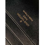 2025年6月26日Louis Vuitton バッグWallet On Chain Capucines  LV  Monogram Monogram :M12143:23CMx12CMx4CM 高品質人気の新作/誕生日プレゼント/SQ工場