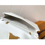 2025年6月26日Louis Vuitton バッグWallet On Chain Capucines  LV  Monogram Monogram :M12265:23CMx12CMx4CM 高品質人気の新作/誕生日プレゼント/SQ工場