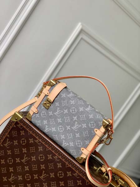 2025年6月26日Louis Vuitton バッグ Si...