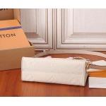 2025年6月26日Louis Vuitton バッグMonogram Empreinte  East West Giant Monogram :M23698:25CMx13CMx10CM 高品質人気の新作/誕生日プレゼント/SQ工場