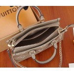 2025年6月26日Louis Vuitton バッグMonogram Empreinte  East West Giant Monogram :M23641:25CMx13CMx10CM 高品質人気の新作/誕生日プレゼント/SQ工場