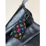 2025年6月26日Louis Vuitton バッグ CarryAll Vibe  Monogram  CMx  Zippy :M13105:39CMx30CMx15CM 高品質人気の新作/誕生日プレゼント/SQ工場