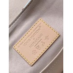 2025年6月26日Louis Vuitton バッグ Venice  Monogram  CMx Monogram  Zippy :M13081:24CMx26CMx7CM 高品質人気の新作/誕生日プレゼント/SQ工場