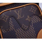 2025年6月26日Louis Vuitton バッグ 1974   Damier Ebene  Monogram Giant Damier Ebene  Monogram :N40357:13CMx18CMx9CM 高品質人気の新作/誕生