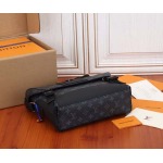 2025年6月26日Louis Vuitton バッグ Messenger PM Voyager  Monogram Eclipse Monogram EclipseEpi:M40511: 33CMx22.5CMx11CM 高品質人気の新作