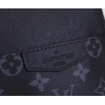 2025年6月26日Louis Vuitton バッグTaigarama  Outdoor  Taga :M30741: 13CMx21CMx5CM 高品質人気の新作/誕生日プレゼント/SQ工場