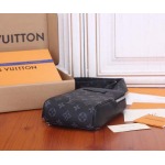 2025年6月26日Louis Vuitton バッグTaigarama  Outdoor  Taga :M30741: 13CMx21CMx5CM 高品質人気の新作/誕生日プレゼント/SQ工場