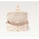 2025年6月26日Louis Vuitton バッグ Nano Diane  Monogram :M13642:19CMx10.5CMx6CM 高品質人気の新作/誕生日プレゼント/SQ工場