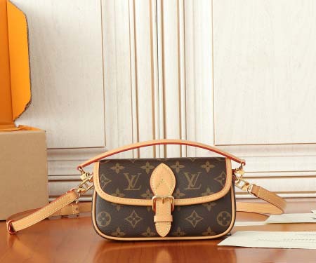 2025年6月26日Louis Vuitton バッグ Na...