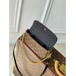 2025年6月26日Louis Vuitton バッグ  Monogram Reverse  LV Monogram Reverse Romy :M26587:23.5CMx12CMx4.3CM 高品質人気の新作/誕生日プレゼント/SQ工場
