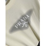 2025年6月30日入荷新作Prada半袖Tシャツ 高级品超厳選★入手困難/誕生日プレゼント/MF工場