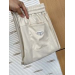 2025年6月30日入荷新作Prada春夏スウェットパンツ 高级品超厳選★入手困難/誕生日プレゼント/MF工場