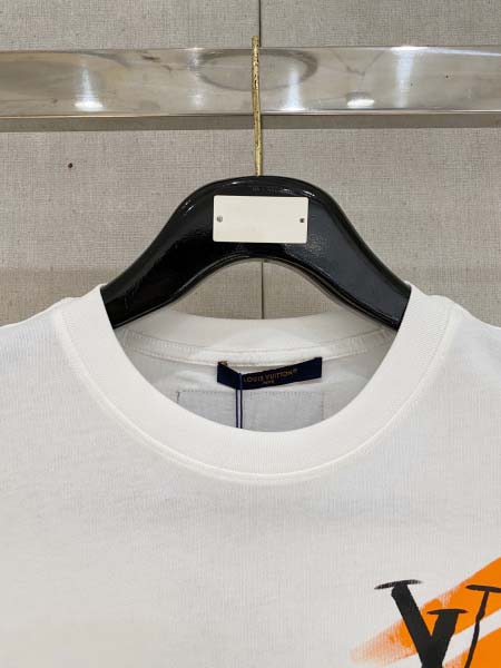 2025年7月1日入荷新作Louis Vuitton半袖Tシャツ 高级品超厳選★入手困難/誕生日プレゼント/MF工場