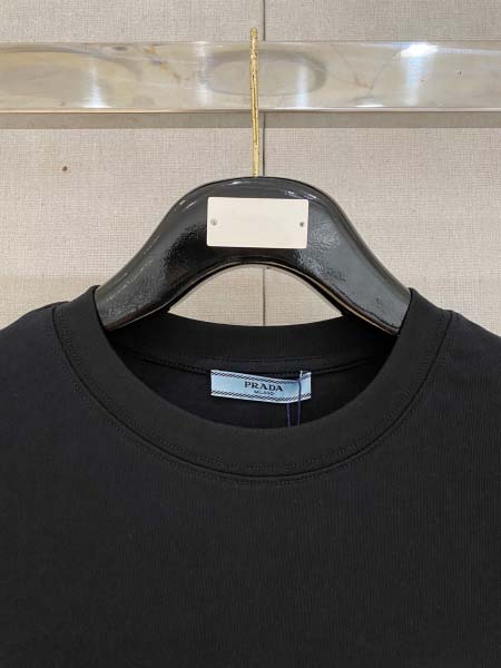 2025年7月1日入荷新作Prada半袖Tシャツ 高级品超厳選★入手困難/誕生日プレゼント/MF工場