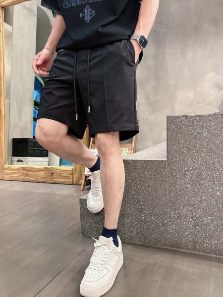 2025年7月1日入荷新作PRADA半ズボン 高级品超厳選★入手困難/誕生日プレゼント/MF工場