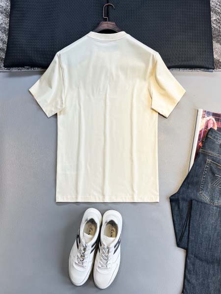 2025年7月1日入荷新作Gucci半袖Tシャツ 高级品超厳選★入手困難/誕生日プレゼント/MF工場