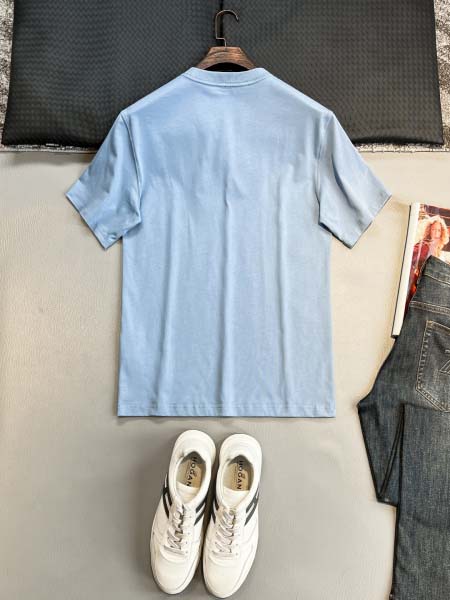 2025年7月1日入荷新作Prada半袖Tシャツ 高级品超厳選★入手困難/誕生日プレゼント/MF工場