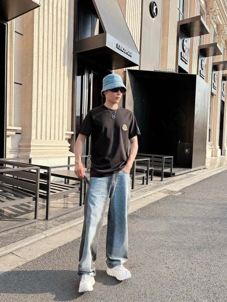 2025年7月1日入荷新作Louis Vuitton半袖Tシャツ 高级品超厳選★入手困難/誕生日プレゼント/MF工場