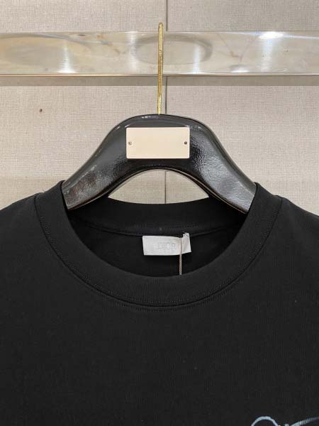 2025年7月1日入荷新作Dior半袖Tシャツ 高级品超厳選★入手困難/誕生日プレゼント/MF工場