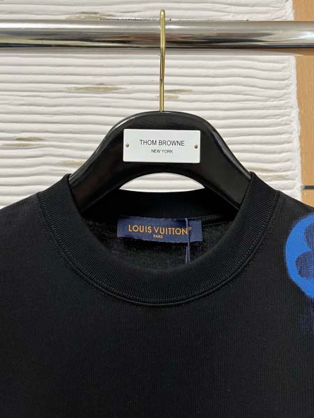 2025年7月1日入荷新作Louis Vuitton半袖Tシャツ 高级品超厳選★入手困難/誕生日プレゼント/MF工場