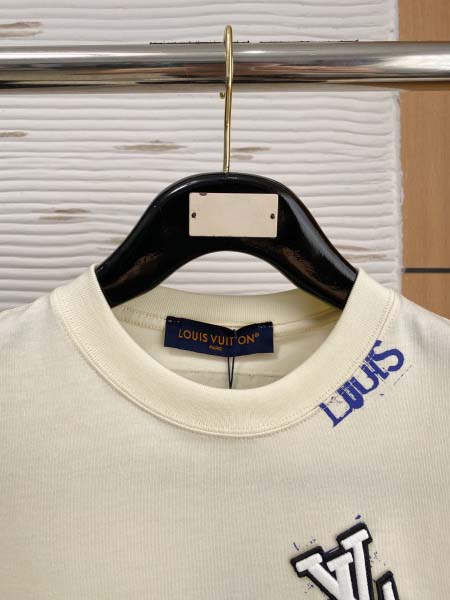 2025年7月1日入荷新作Louis Vuitton半袖Tシャツ 高级品超厳選★入手困難/誕生日プレゼント/MF工場