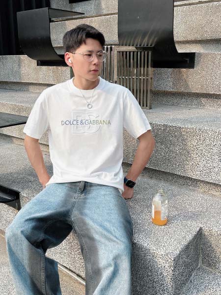 2025年7月2日入荷新作Dolce&Gabbana半袖Tシャツ 高级品超厳選★入手困難/誕生日プレゼント/MF工場