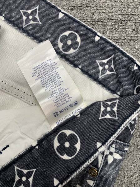 2025年7月3日入荷新作Louis Vuitton デニムパンツ春 夏人気/高品質/定番/セール開催中/A+A工場