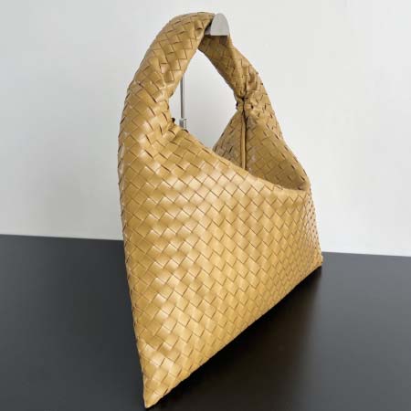 2025年7月7日入荷新作Bottega Veneta   763970   54x24x13  極品/正規品同様/人気/革/バッグ/AJ工場