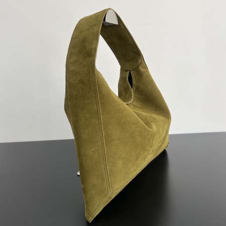 2025年7月7日入荷新作Bottega Veneta   803977    46x21x10  極品/正規品同様/人気/革/バッグ/AJ工場