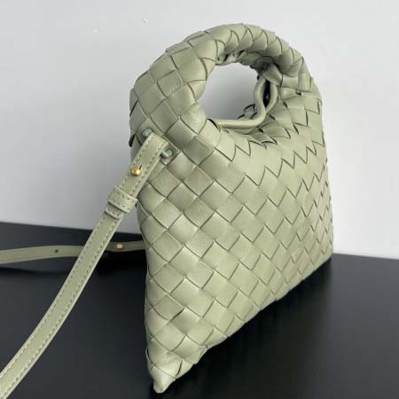 2025年7月7日入荷新作B Mini    777586   25.5x14.5x11  極品/正規品同様/人気/革/バッグ/AJ工場