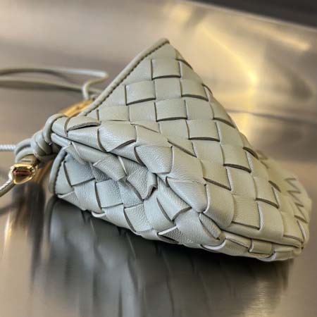 2025年7月7日入荷新作Bottega Veneta  SARDINE  744267    20x12x2.5    極品/正規品同様/人気/革/バッグ/AJ工場