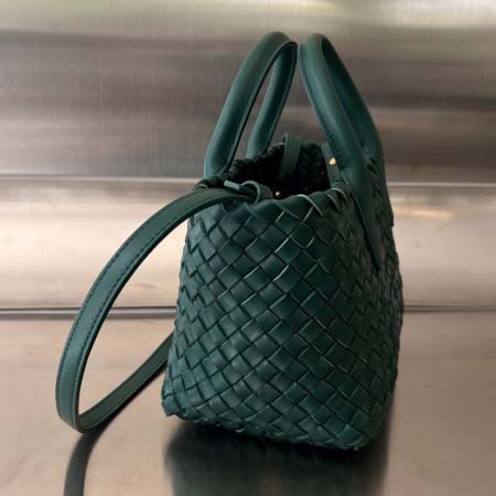 2025年7月7日入荷新作 Bottega Veneta Mini Cabat  709464   20x15x12   極品/正規品同様/人気/革/バッグ/AJ工場