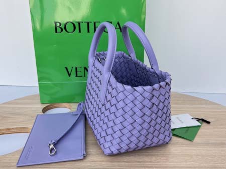 2025年7月7日入荷新作 Bottega Veneta Mini Cabat  709464   20x15x12   極品/正規品同様/人気/革/バッグ/AJ工場