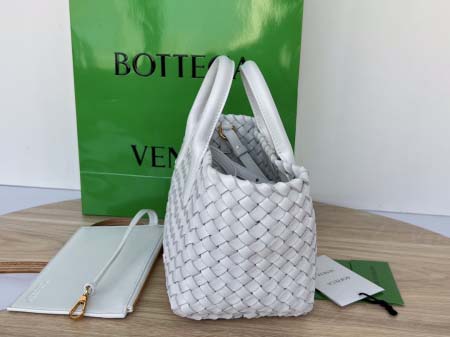 2025年7月7日入荷新作 Bottega Veneta Mini Cabat  709464   20x15x12   極品/正規品同様/人気/革/バッグ/AJ工場