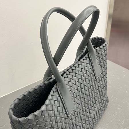 2025年7月7日入荷新作#BCabat 608810  Logo  Bottega Veneta  45cm  32x23x16    極品/正規品同様/人気/革/バッグ/AJ工場