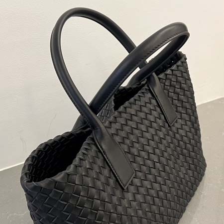 2025年7月7日入荷新作#BCabat 608810  Logo  Bottega Veneta  45cm  32x23x16    極品/正規品同様/人気/革/バッグ/AJ工場