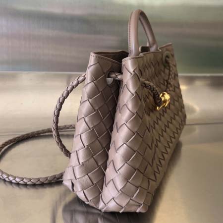 2025年7月7日入荷新作Bottega Veneta Andiamo   754990   29x18x10   極品/正規品同様/人気/革/バッグ/AJ工場
