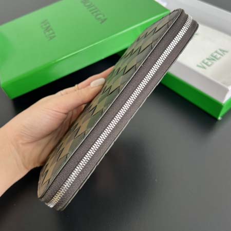 2025年7月7日入荷新作Bottega Veneta  593217  19x10x2    極品/正規品同様/人気/革/バッグ/AJ工場