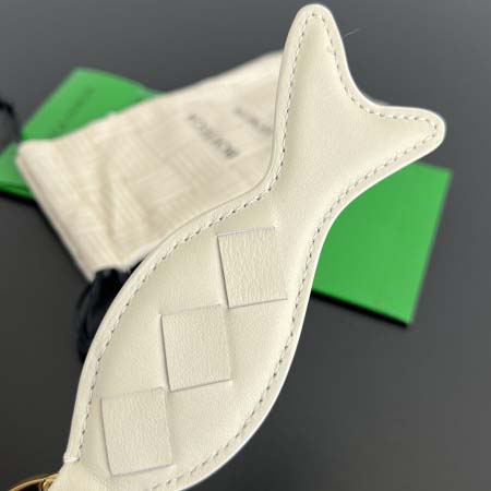 2025年7月7日入荷新作 Bottega Veneta 806109  15x2  極品/正規品同様/人気/革/バッグ/AJ工場