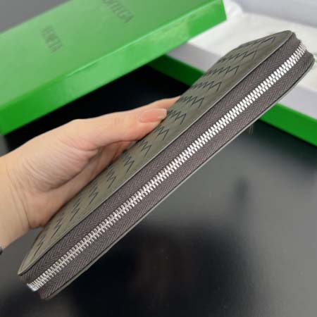 2025年7月7日入荷新作 Bottega Veneta   814680  /  19x10x2 極品/正規品同様/人気/革/バッグ/AJ工場