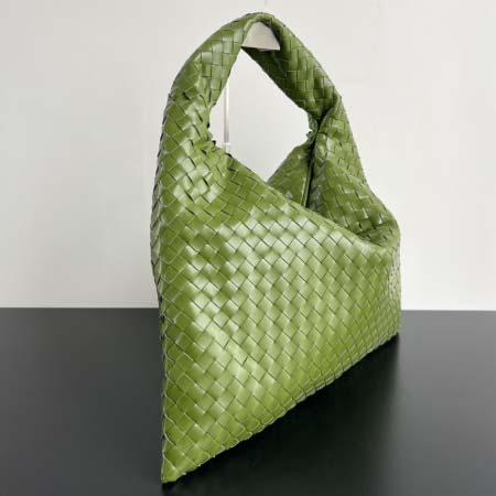 2025年7月7日入荷新作 Bottega Veneta  763970  54x24x13  極品/正規品同様/人気/革/バッグ/AJ工場