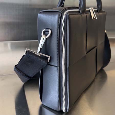 2025年7月7日入荷新作Bottega Veneta 新作  680120      SIZE:36*24*7.5cm極品/正規品同様/人気/革/バッグ/AJ工場