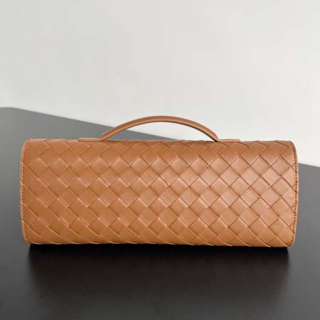 2025年7月7日入荷新作 Bottega Veneta Clutch    741511      SIZE:31x13x3 極品/正規品同様/人気/革/バッグ/AJ工場