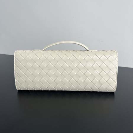 2025年7月7日入荷新作 Bottega Veneta Clutch    741511      SIZE:31x13x3 極品/正規品同様/人気/革/バッグ/AJ工場