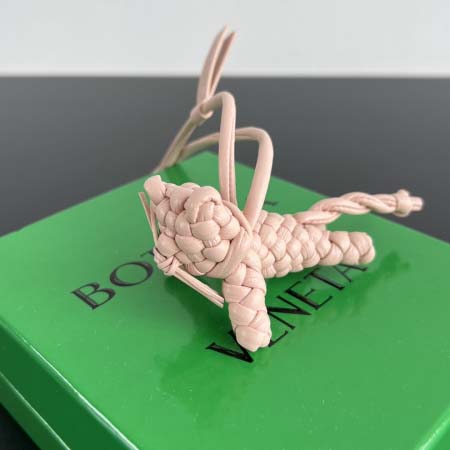 2025年7月7日入荷新作 Bottega Veneta新品    835969      SIZE:8.5x4.5x6 極品/正規品同様/人気/革/バッグ/AJ工場