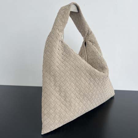 2025年7月7日入荷新作 Bottega Veneta  763970   SIZE:54x24x13 極品/正規品同様/人気/革/バッグ/AJ工場