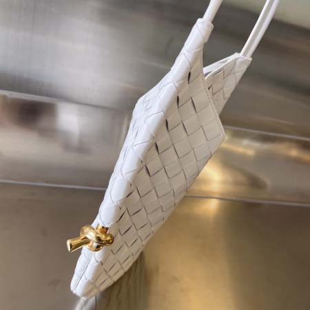 2025年7月8日入荷新作#Bottega Veneta   2023  740898    hin30x26x2CM極品/正規品同様/人気/革/バッグ/AJ工場