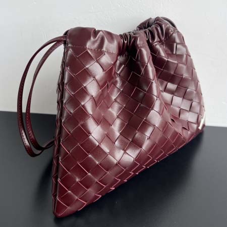 2025年7月8日入荷新作#Bottega Veneta      Dustbag 796728  32x23 極品/正規品同様/人気/革/バッグ/AJ工場